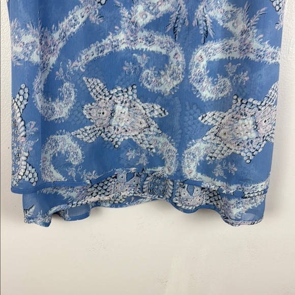 Violet + Claire Blue Turtle Patterned Blouse Sleeveless Size XL - Picture 5 of 12